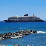 Arcadia Golden Bay Апартаменти *