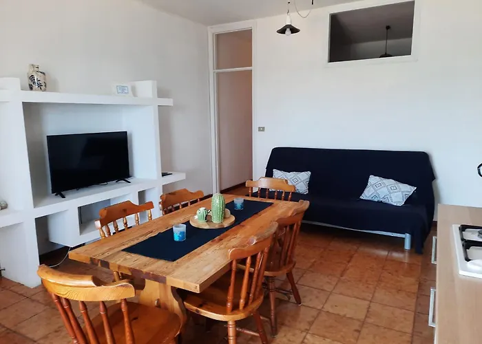 Arcadia Golden Bay Apartment