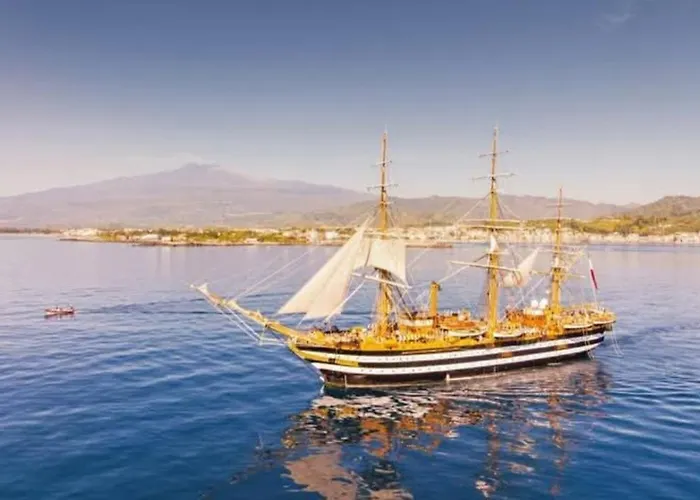 Appartamento Arcadia Golden Bay Giardini Naxos